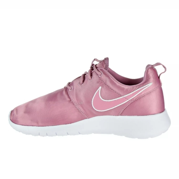 Nike Roshe One Elemental Pink - Picture 2 of 4